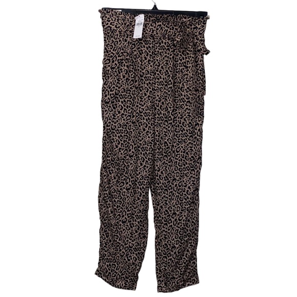 AE High-Waisted Leopard Print Tapered Pant - Picture 2 of 4
